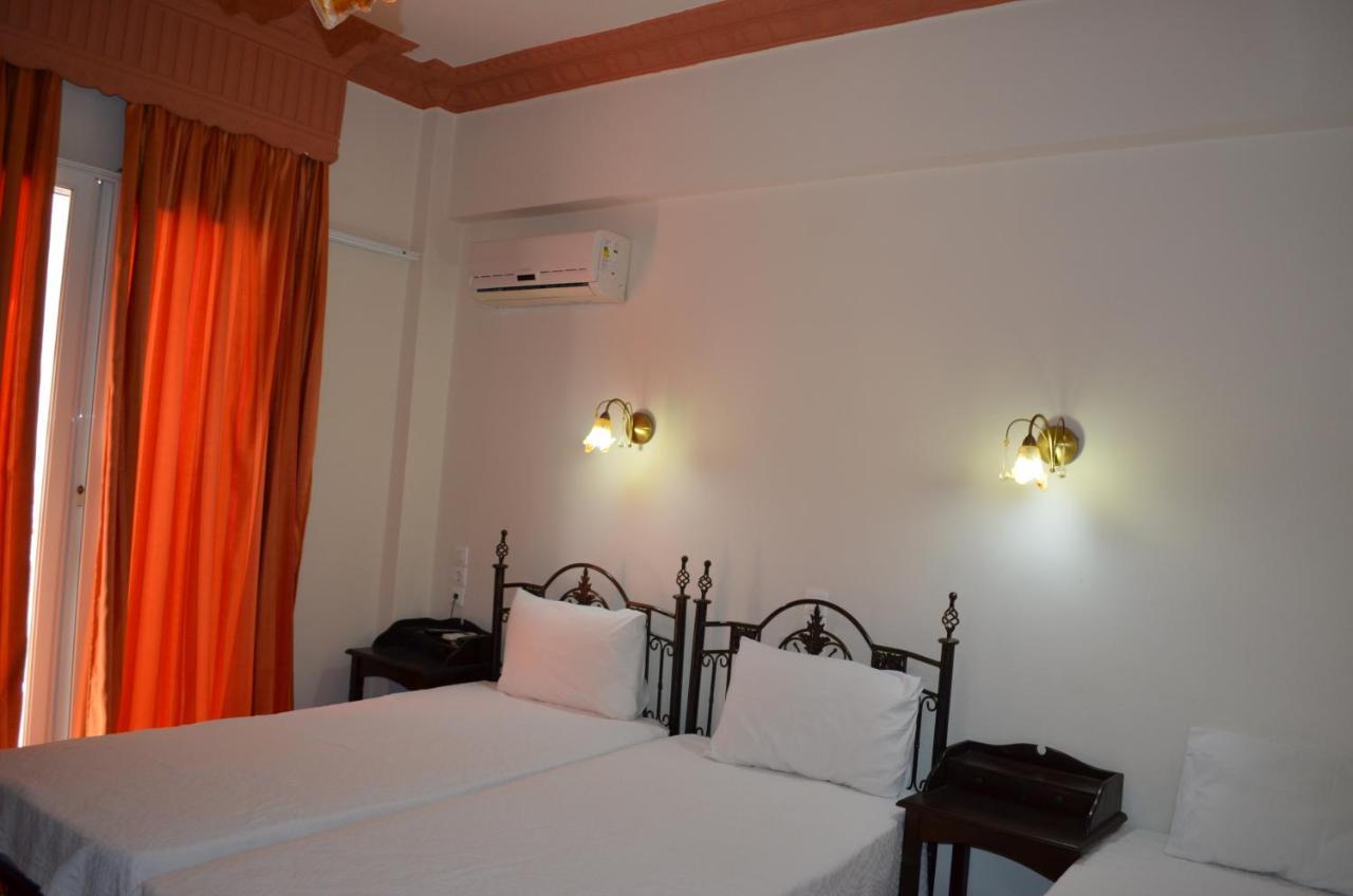 Palatino Studios Loutra Edipsou  Extérieur photo